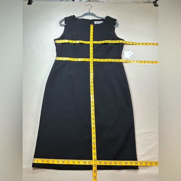 NWT Kasper Black Lined Sheath Dress Size 12 - Picture 4 of 10